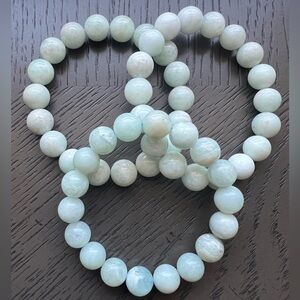 (ONE) Celestite bracelet 11mm SIZE 6.75-7’